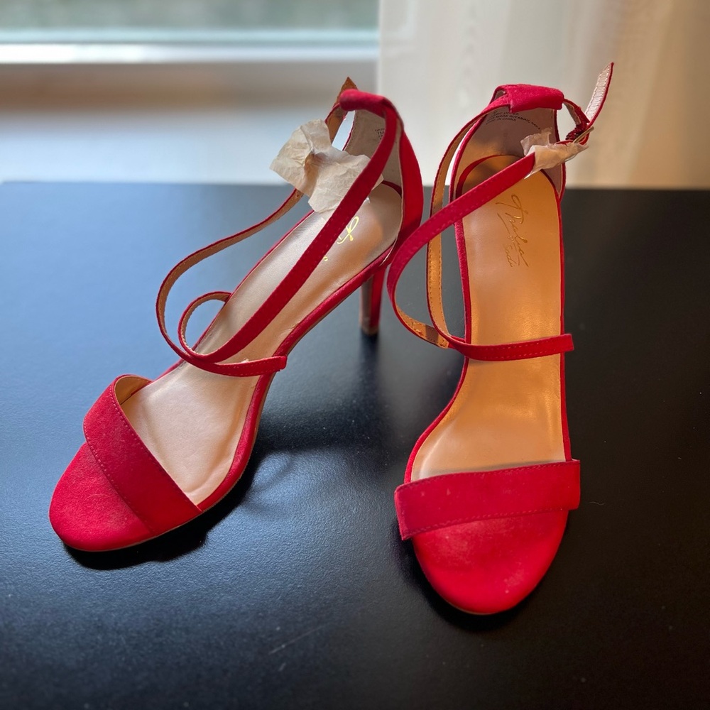 Thalia Sodi Red Leather Velvet heels